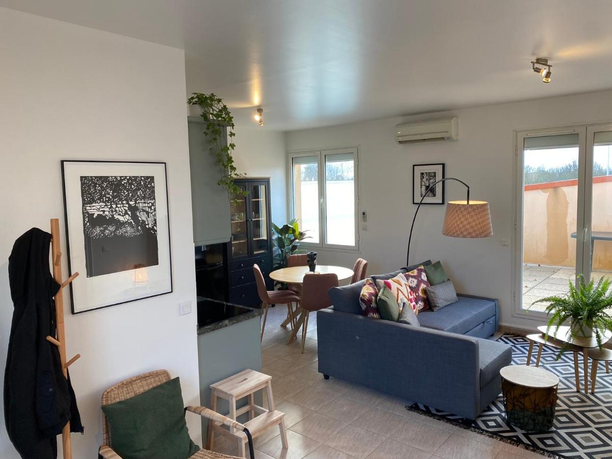 Appartement 2 Pieces De 44M² En Centre Ville 马尼·莱斯·阿莫 外观 照片